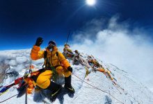 Photo of David Gottler in cima all’Everest, è il sesto 8000 senza ossigeno