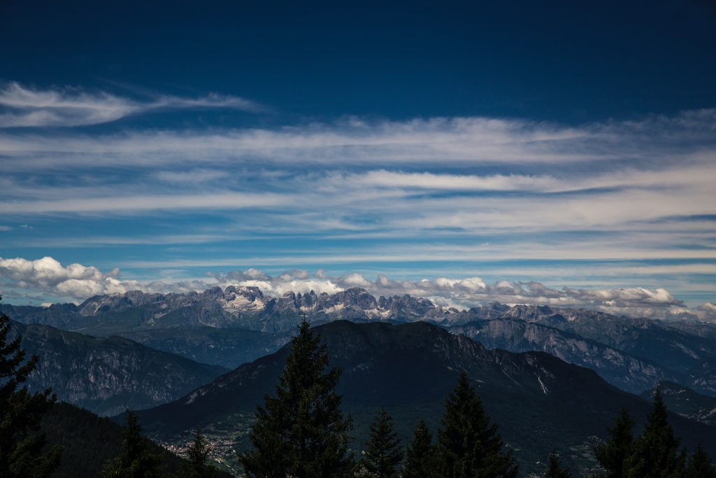 Asiago. Foto Unsplash  @Luca Bruno