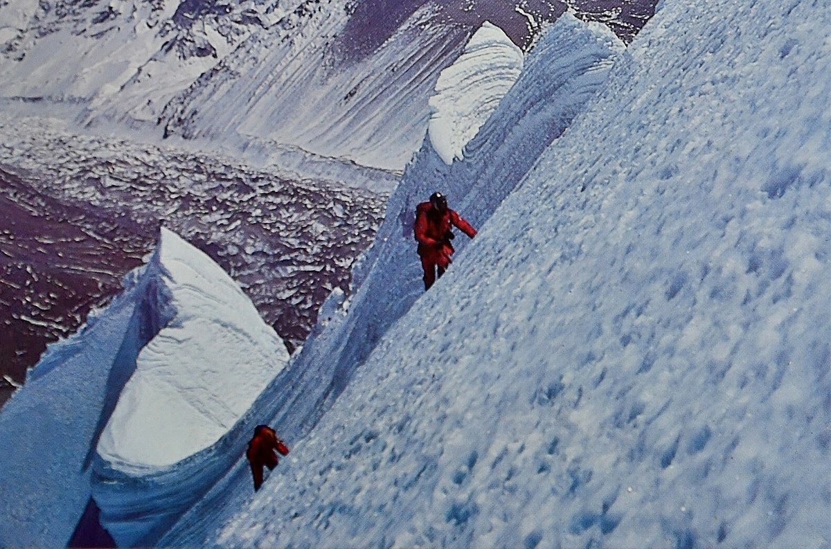 “Sono usciti dalle nostre vite”, la scomparsa di Pete Boardman e Joe Tasker sull’Everest