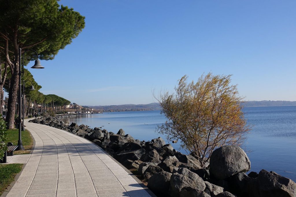 Lago di Bracciano - Foto Pixabay @Bradiporap