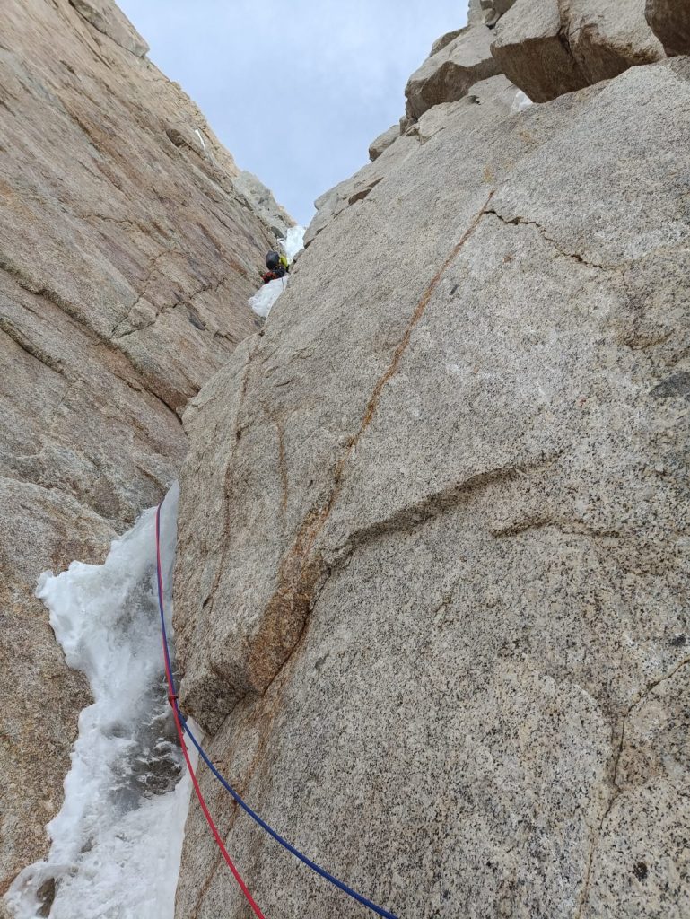 Prima salita in libera Denali - Foto FB SHS James