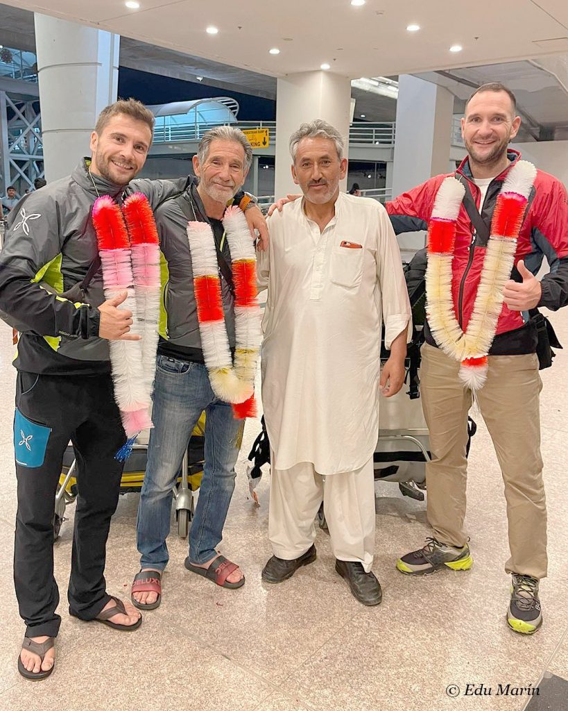 Arrivo in pakistan. Foto Edu Marin via Carlos Garranzo