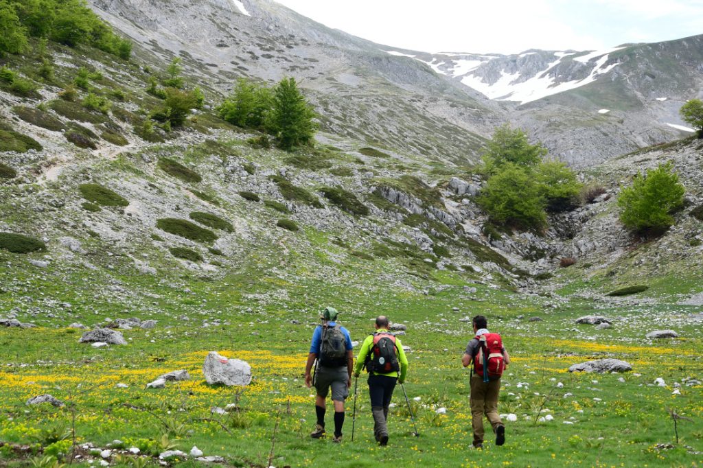 Escursionisti in Val di Teve