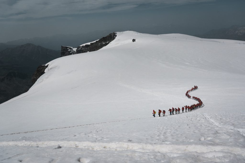 100% Women World Record, Breithorn, Ascent & Summit - Foto Schweiz Tourismus / Nicole Schafer