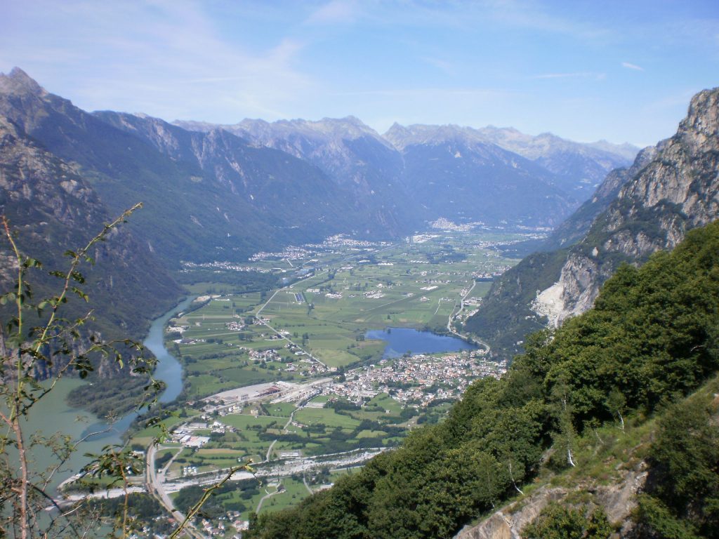 Valchiavenna - Foto Wikimedia Commons @Superchilum