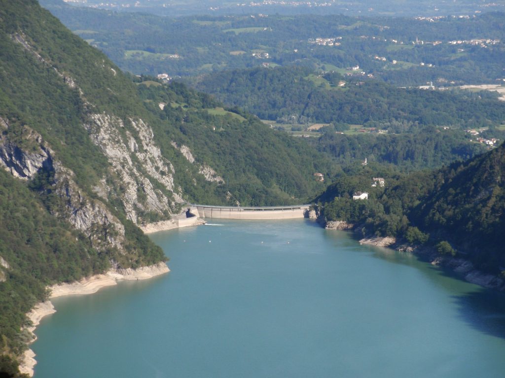 Lago del Mis da Belaval - Foto Wikimedia Commons @Mil2707