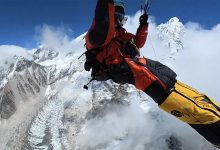 Photo of Il video del volo in parapendio dall’Everest di Pierre Carter