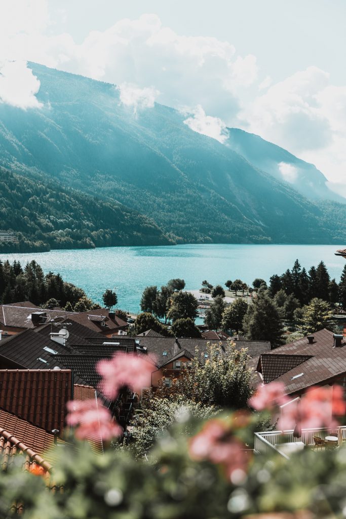 Lago di Molveno. Foto Unsplash @Georgia del Lotz