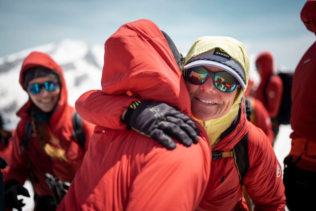 100% Women World Record, Breithorn, Ascent & Summit - Foto Schweiz Tourismus / Nicole Schafer