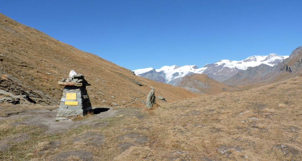 Colle Palasina lato Estoul - Foto Wikimedia Commons @Pampuco 
