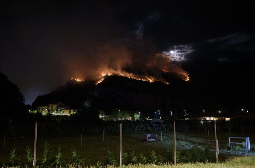 incendio, monte baldo