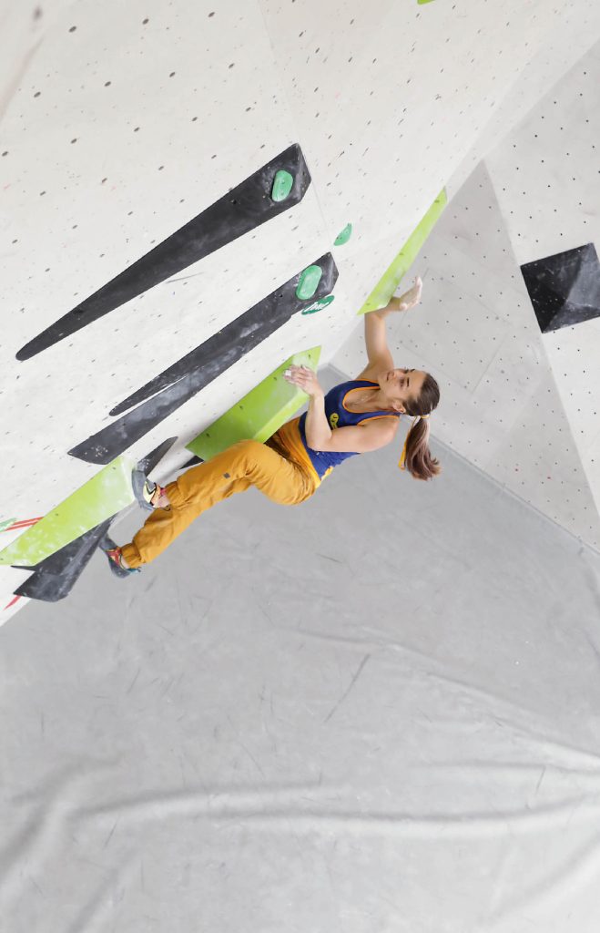 Ievgeniia Kazbekova (UKR) - www.newspower.it