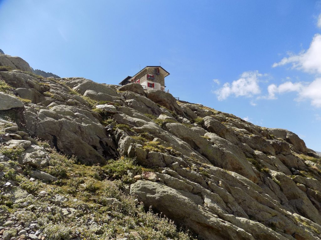Rifugio Remondino - Foto Wikimedia Commons @Paolo Romanello