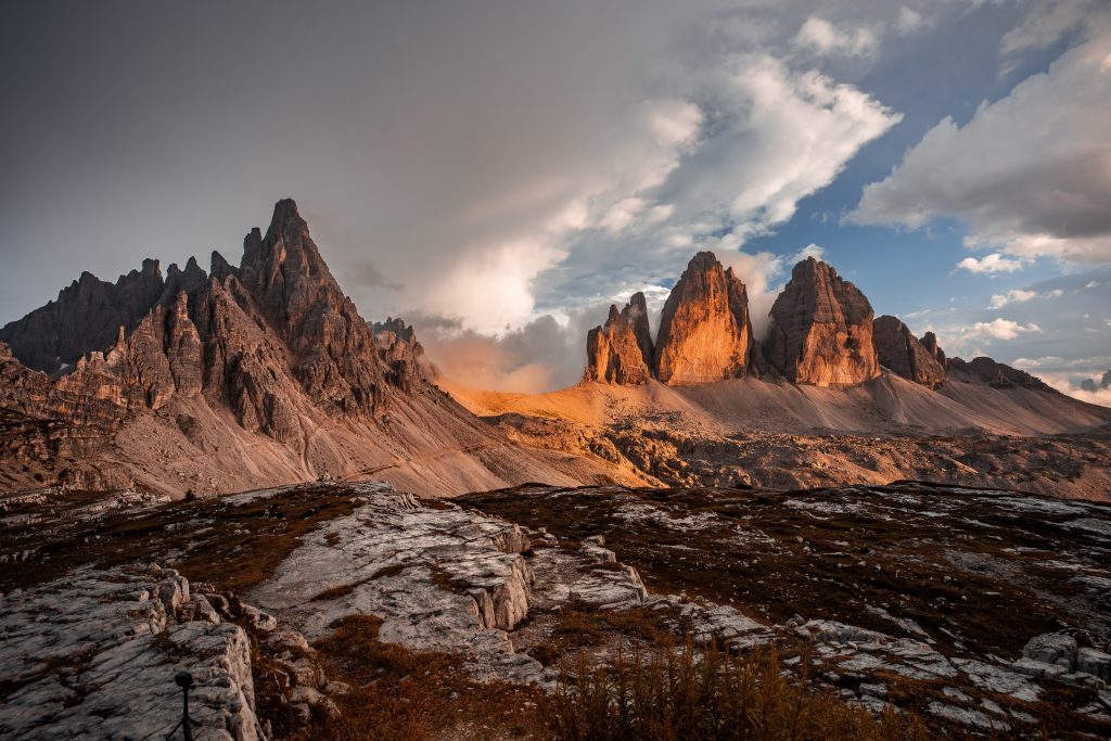 Tre Cime di Lavaredo  - Foto Unsplash @Alessio  Furlan