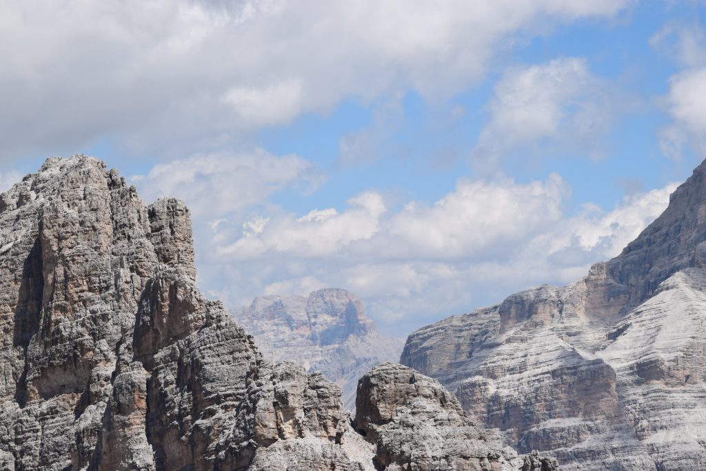 Lagazuoi - Foto Unsplash @Arne Konig