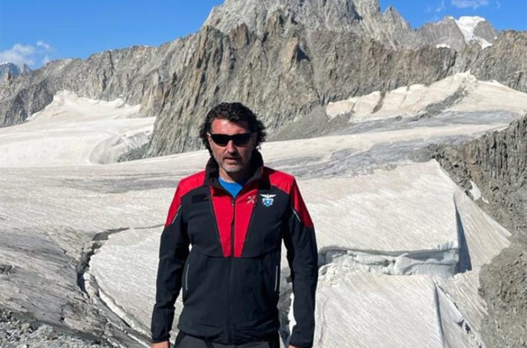 Il presidente generale del Cai Antonio Montani in occasione della 4a edizione di “Climbing For Climate” sul Monte Bianco. Foto Antonio Montani
