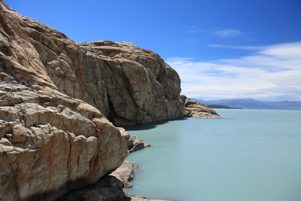 Lago Viedma - Foto Wikimedia Commons @Liam Quinn