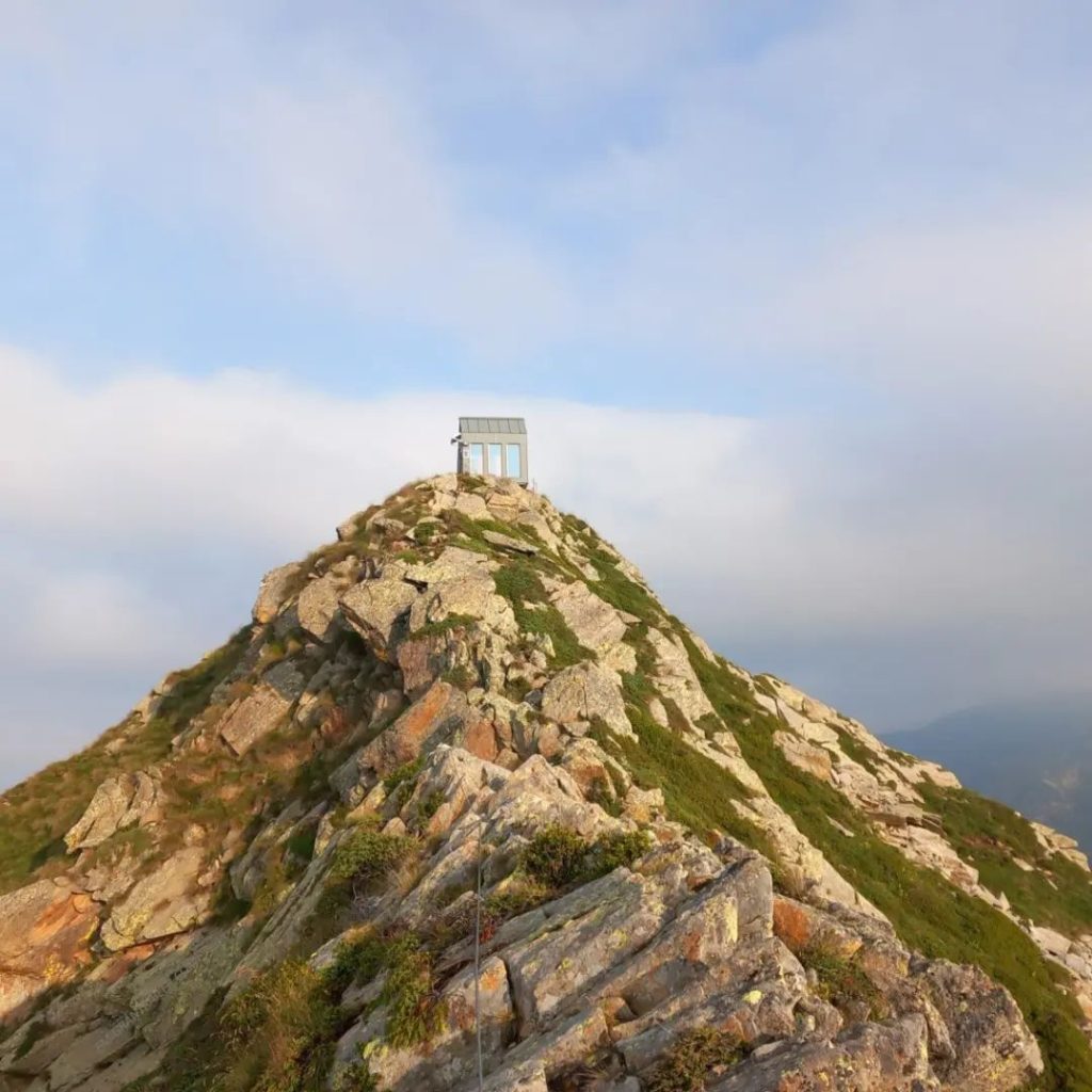 Il bivacco di Punta Rama - Foto Andrea De Filippo