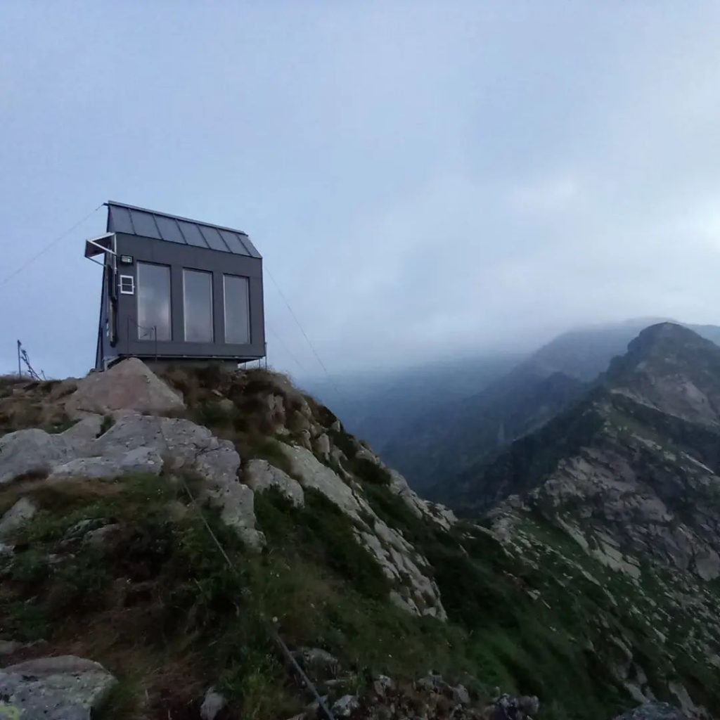 Il bivacco di Punta Rama - Foto Andrea De Filippo