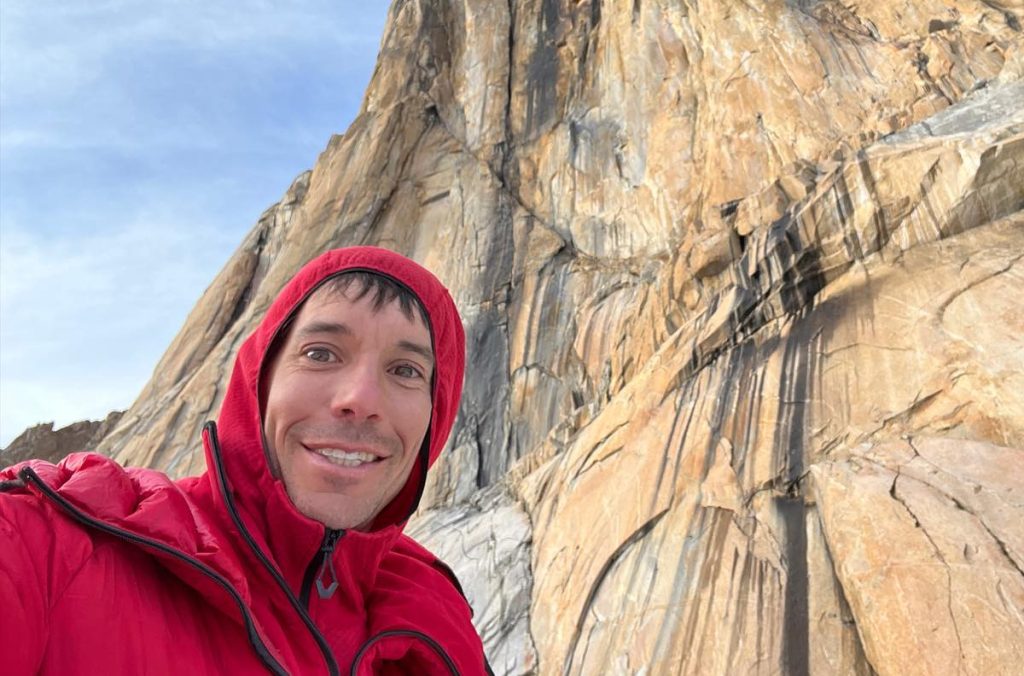 Alex e la Pool Wall - Foto FB Alex Honnold