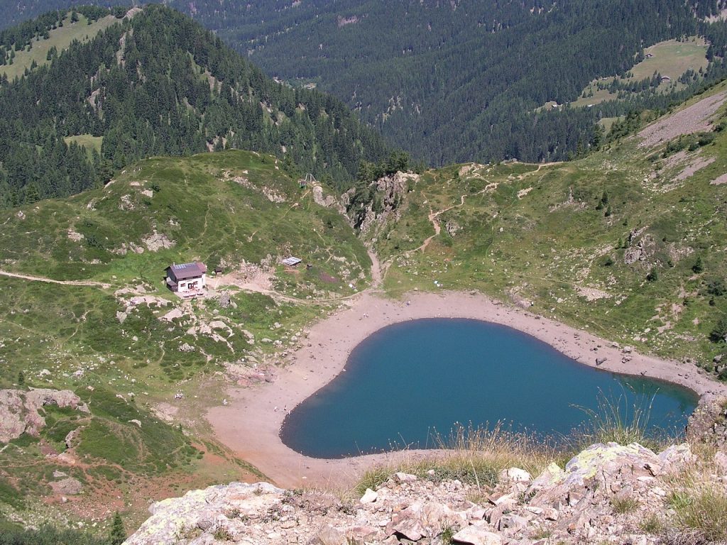 Lago di Erdemolo - Foto Wikimedia Commons @Stefano Petri