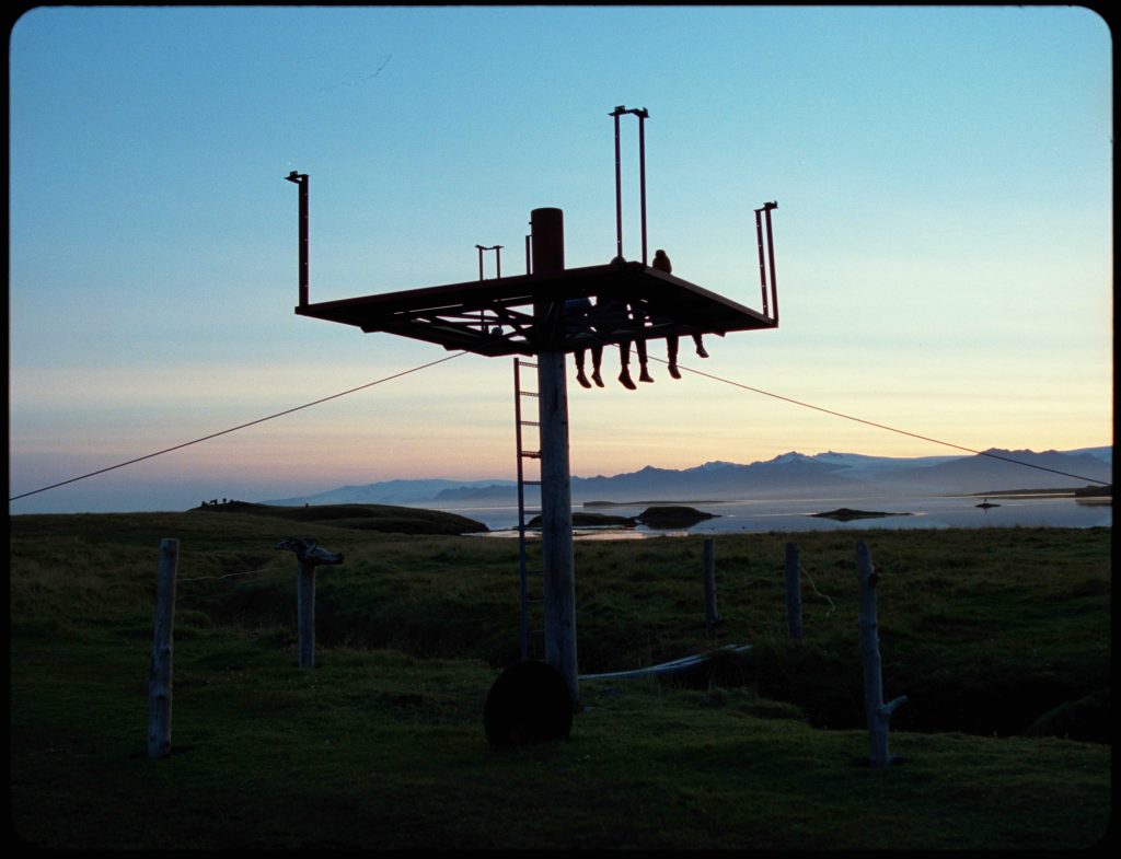 Nest - Montagne tour court