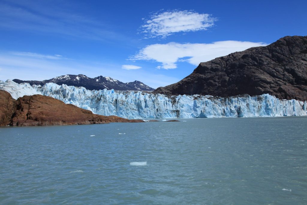 Viedma Glacier - Foto Wikimedia Commons @Liam Quinn