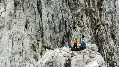 Photo of Coppia di alpinisti recuperata dal Soccorso Alpino dopo una notte in parete sotto il temporale