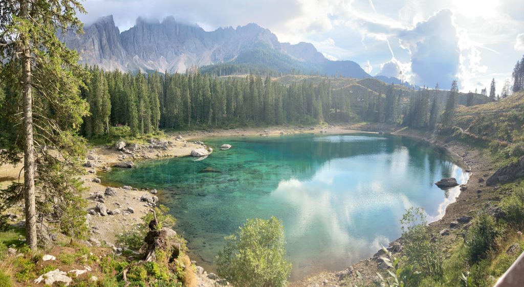 Lago di Carezza - Foto Unsplash @Gianluca Fabbri
