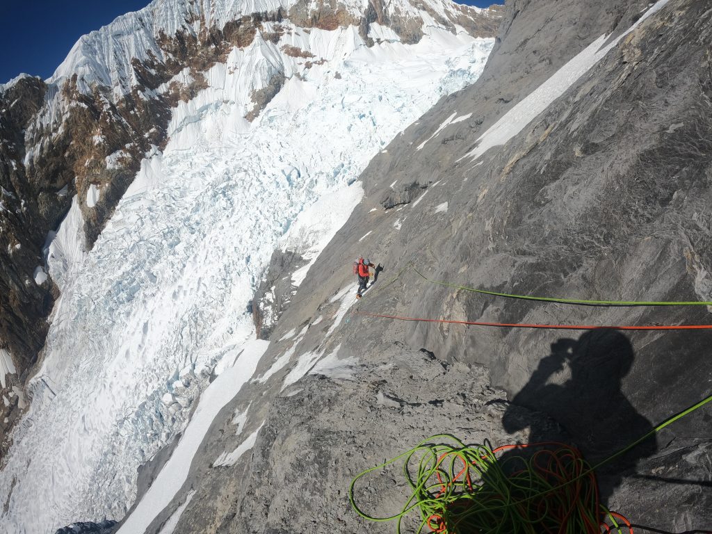 In scalata. Foto archivio Della Bordella