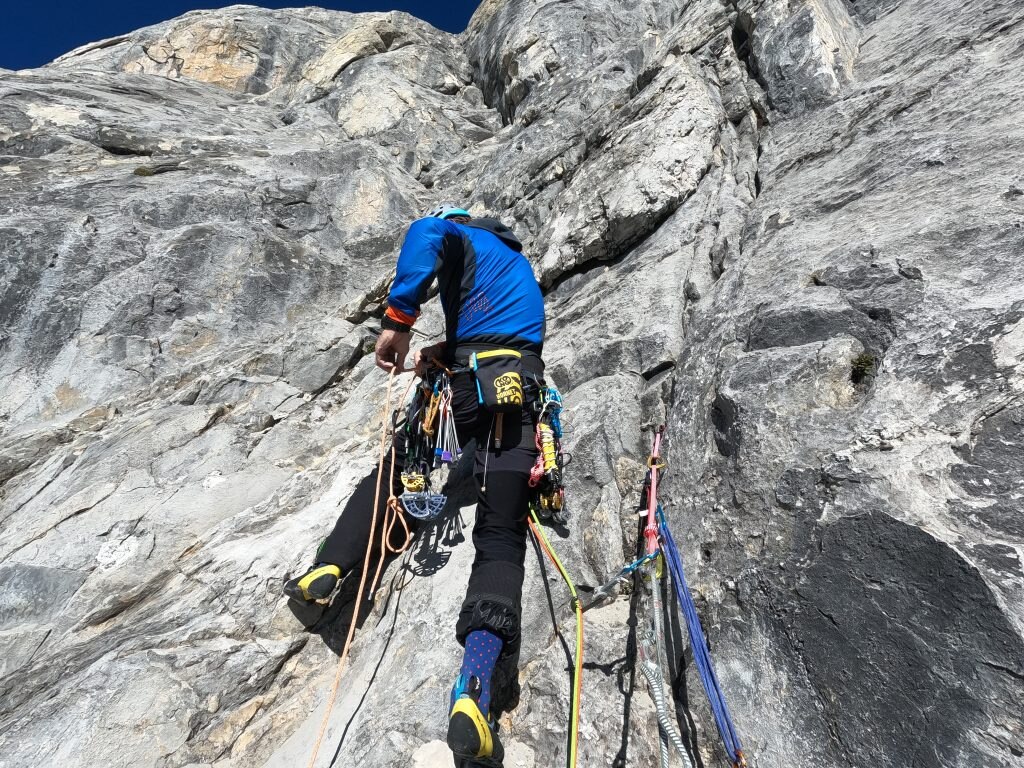 In scalata. Foto archivio Della Bordella