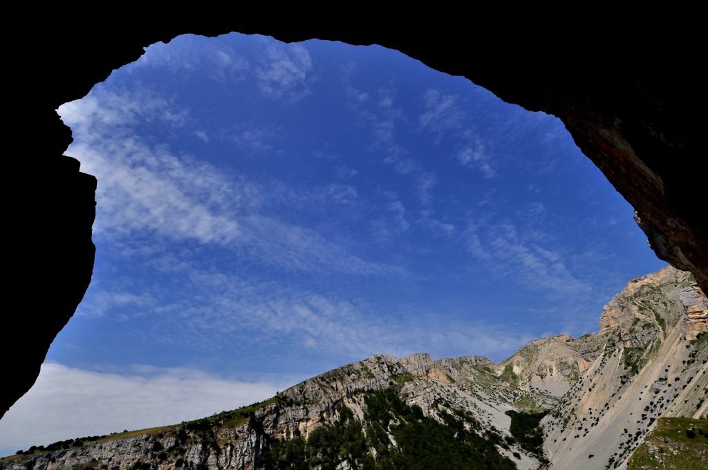 Grotta del Cavallone
