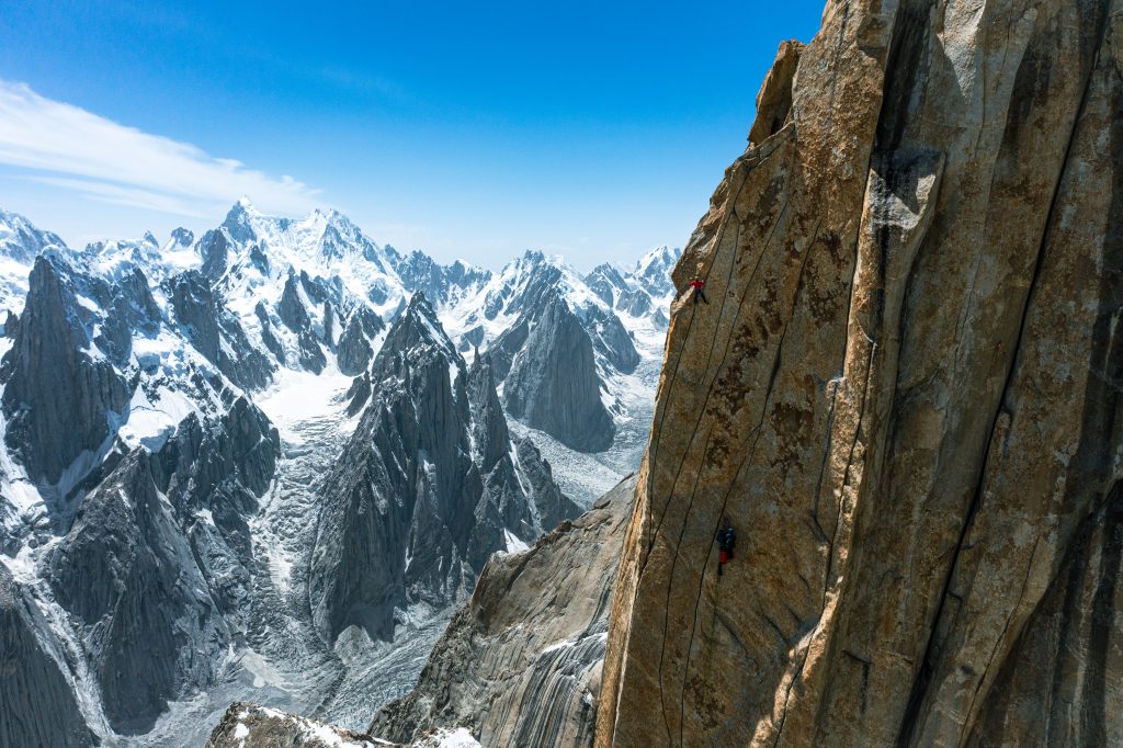 Eternal Falmes, Nameless Tower. Jacopo Larcher e Barbara Zangerl. Foto di
Jonathan Faeth