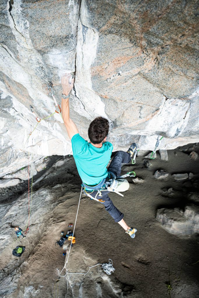 Stefano Ghisolfi su Move Hard