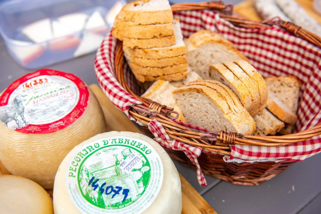 Nova Eroica Gran Sasso 2022, rifornimento