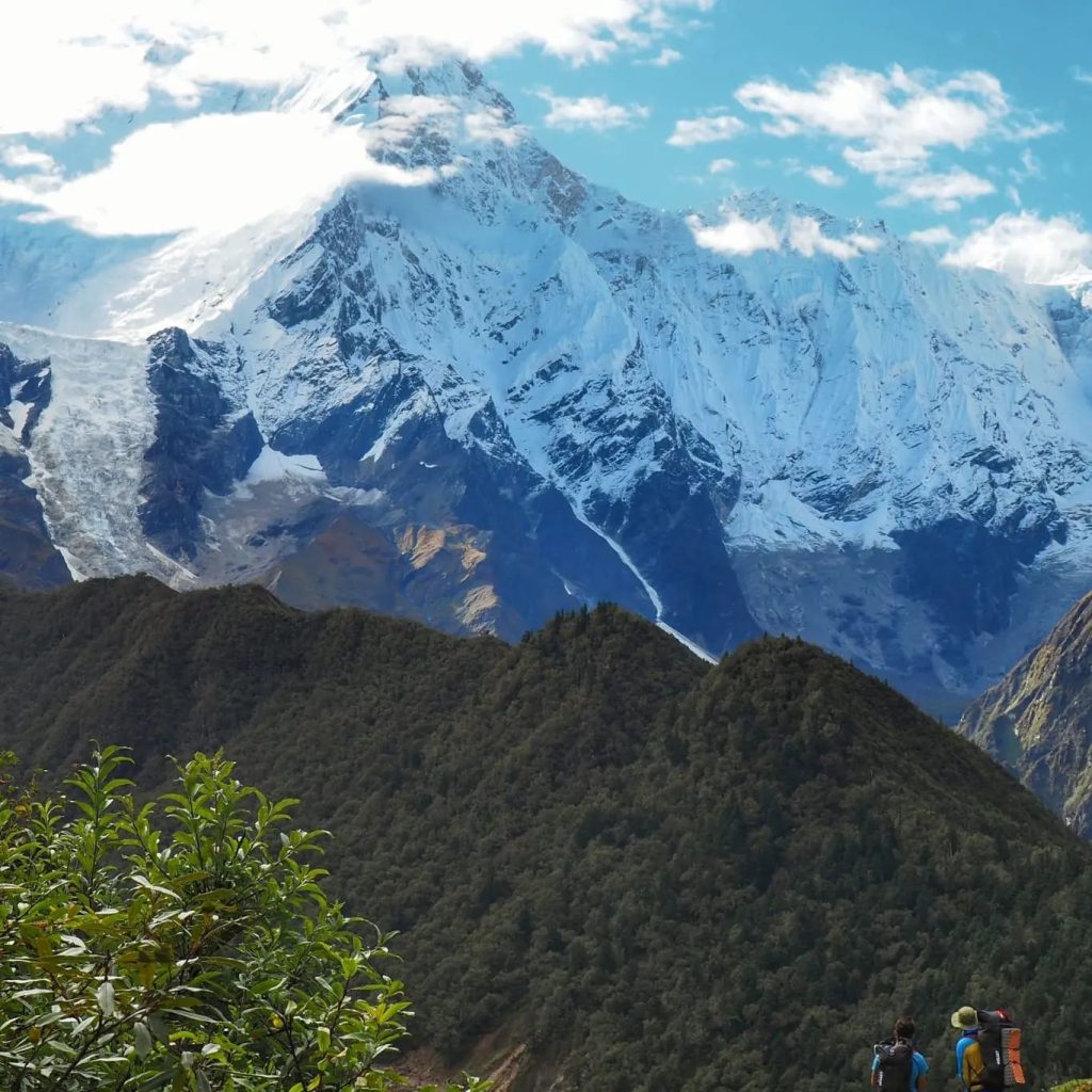Manaslu parete ovest. Foto Helias Millerioux