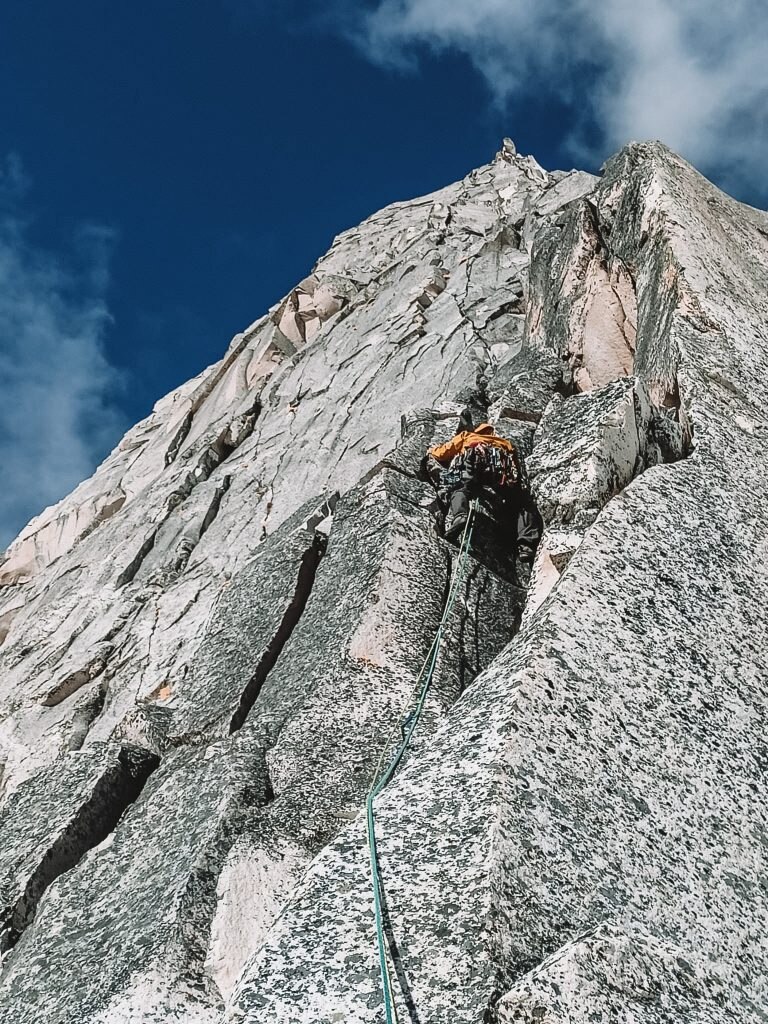 "Gangotri Gambling”, Phaalkan Meenaar - Jablonski e Huserka