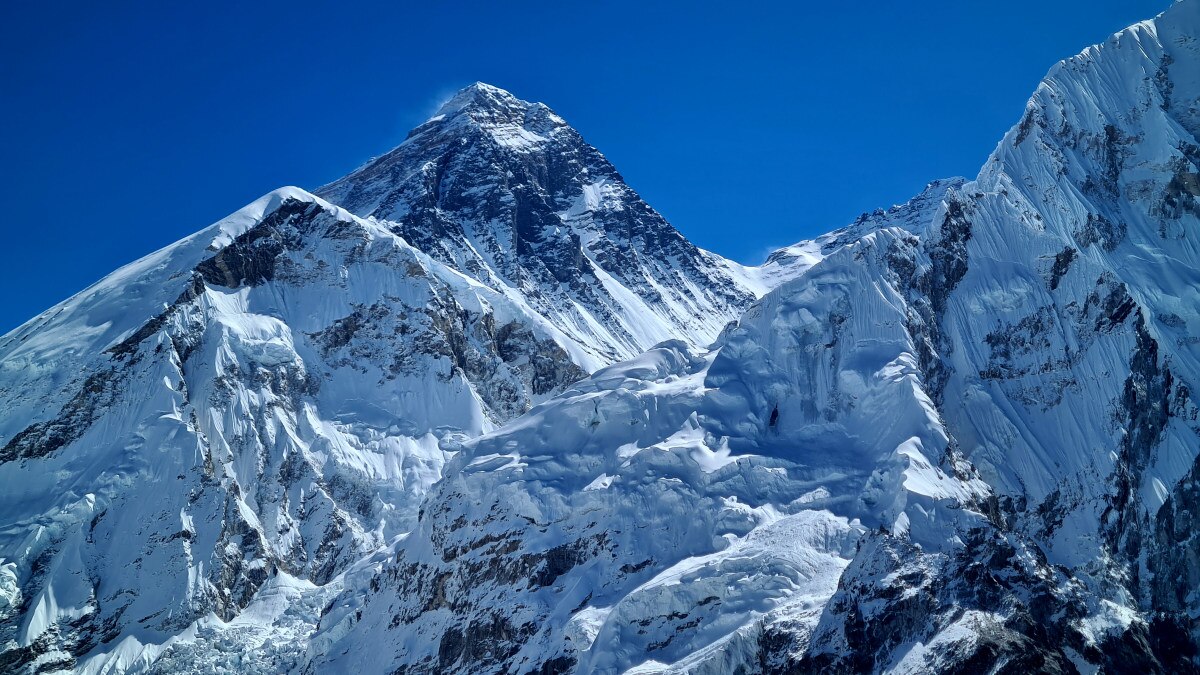 Città della Scienza - IL MONTE EVEREST STAREBBE COMODAMENTE