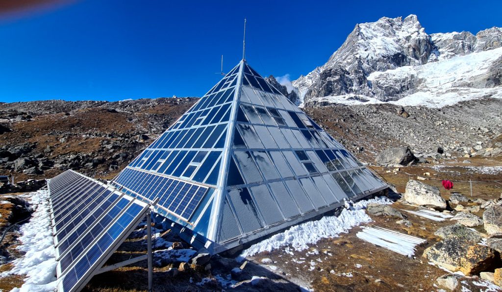 La Piramide e il Lobuche Peak