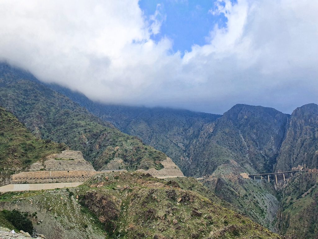 Sarawat Mountains - Foto Wwikimedia Commons @Prof. Mortel