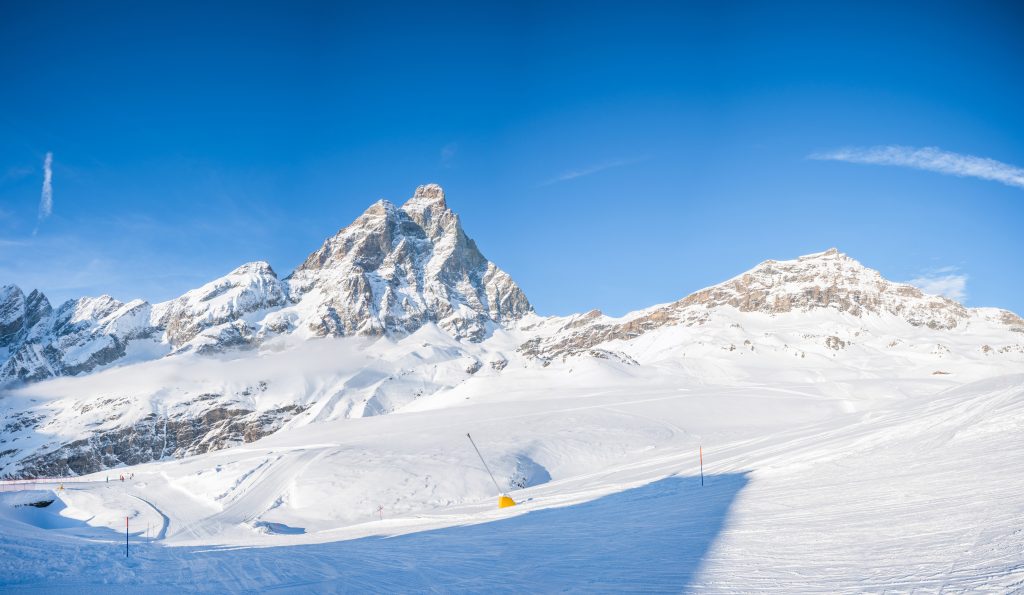 Sci a Cervinia. Foto Adobe Stock