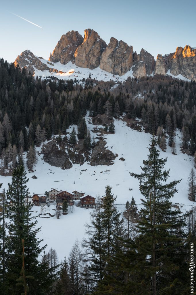 Ai piedi del Settsass - Foto Wikimedia Commons @Marco Zaffignani