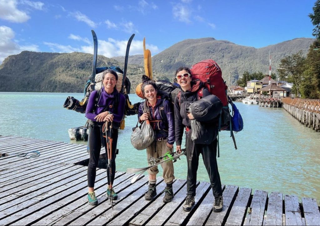 Foto Isidora Llarena, Rebeca Cáceres e Nadine Lehner via Masha Gordon