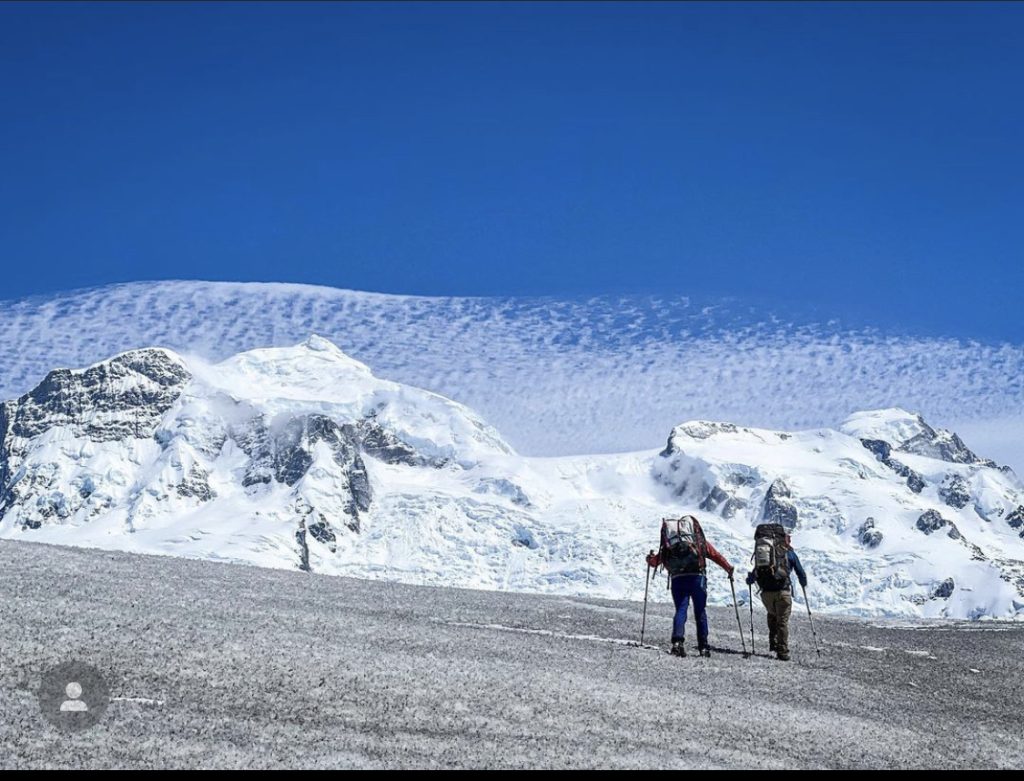 Foto Isidora Llarena, Rebeca Cáceres e Nadine Lehner via Masha Gordon