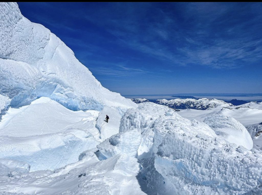 Foto Isidora Llarena, Rebeca Cáceres e Nadine Lehner via Masha Gordon