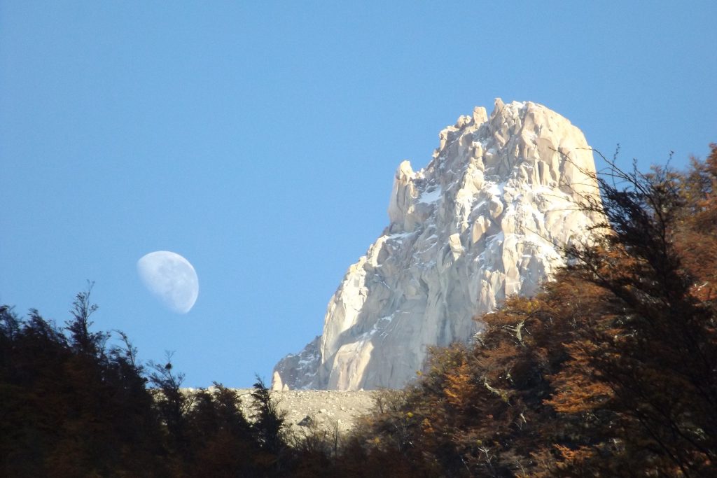 Cumbre della Torre central - Foto Wikimedia Commons @Refugiofossil