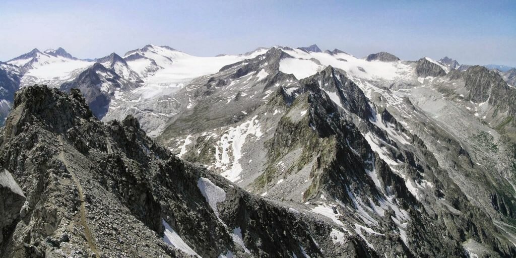 Adamello - Foto Wikimedia Commons @Denis Faustinelli