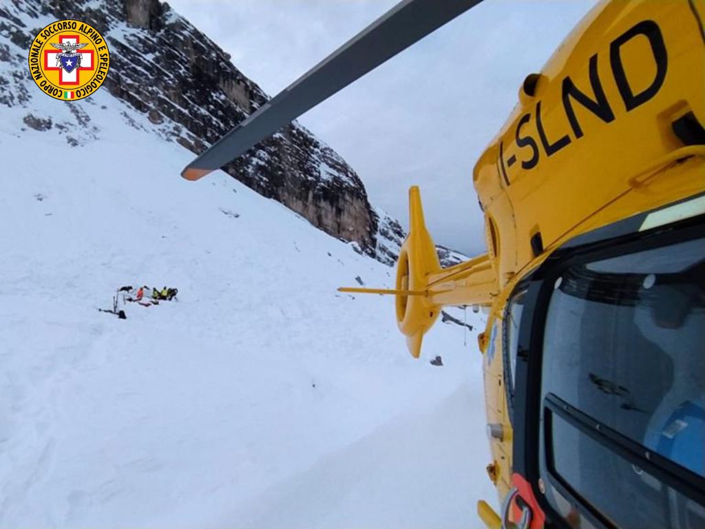 Valanga sotto il Rifugio Nuvolau - Foto Soccorso Alpino e Speleologico Veneto