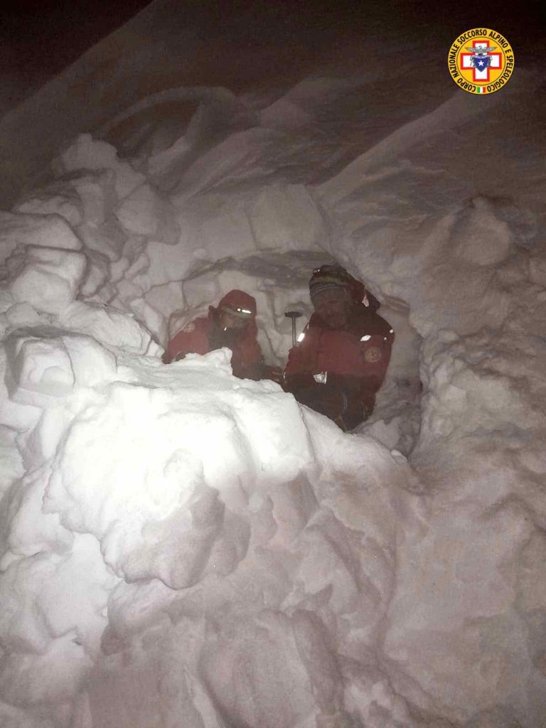 Soccorsi nella neve - Foto Soccorso alpino e speleologico lombardo