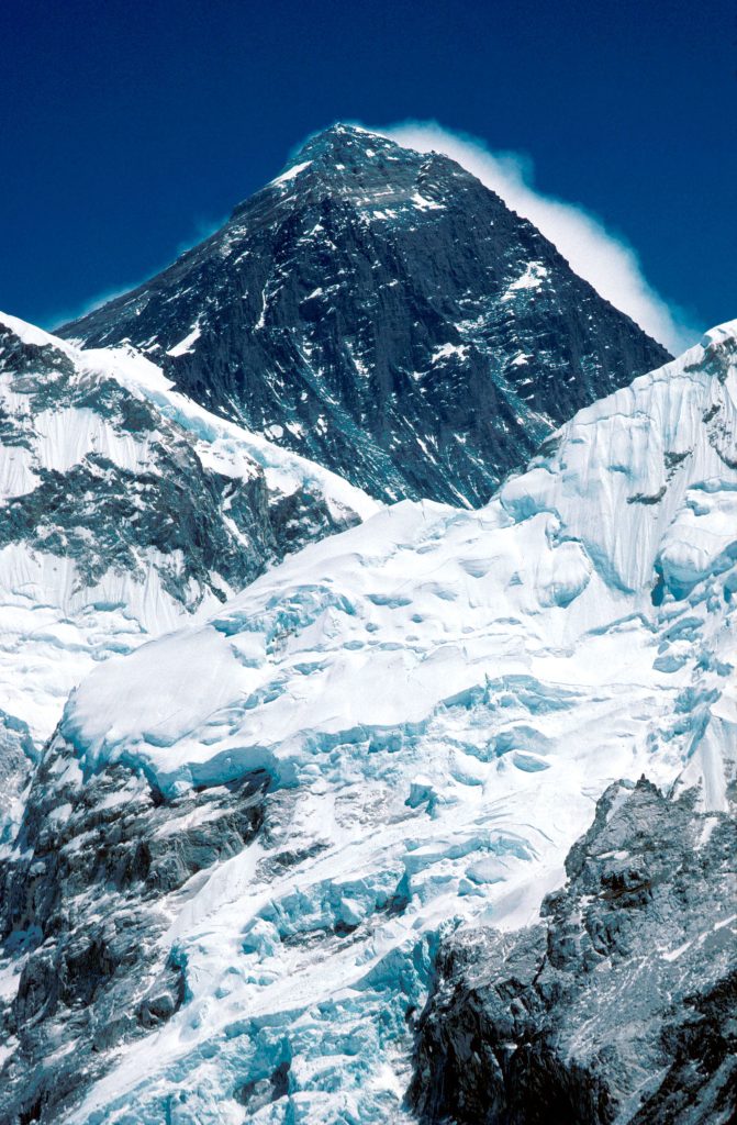 Everest - Foto ANSA (Credit Image: © Carlos Ballantyne/ZUMAPRESS.com)